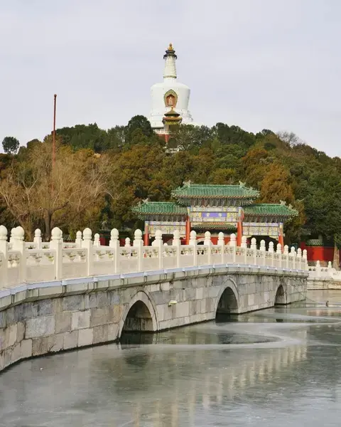 cong-vien-bac-hai-bac-kinh-mua-thu