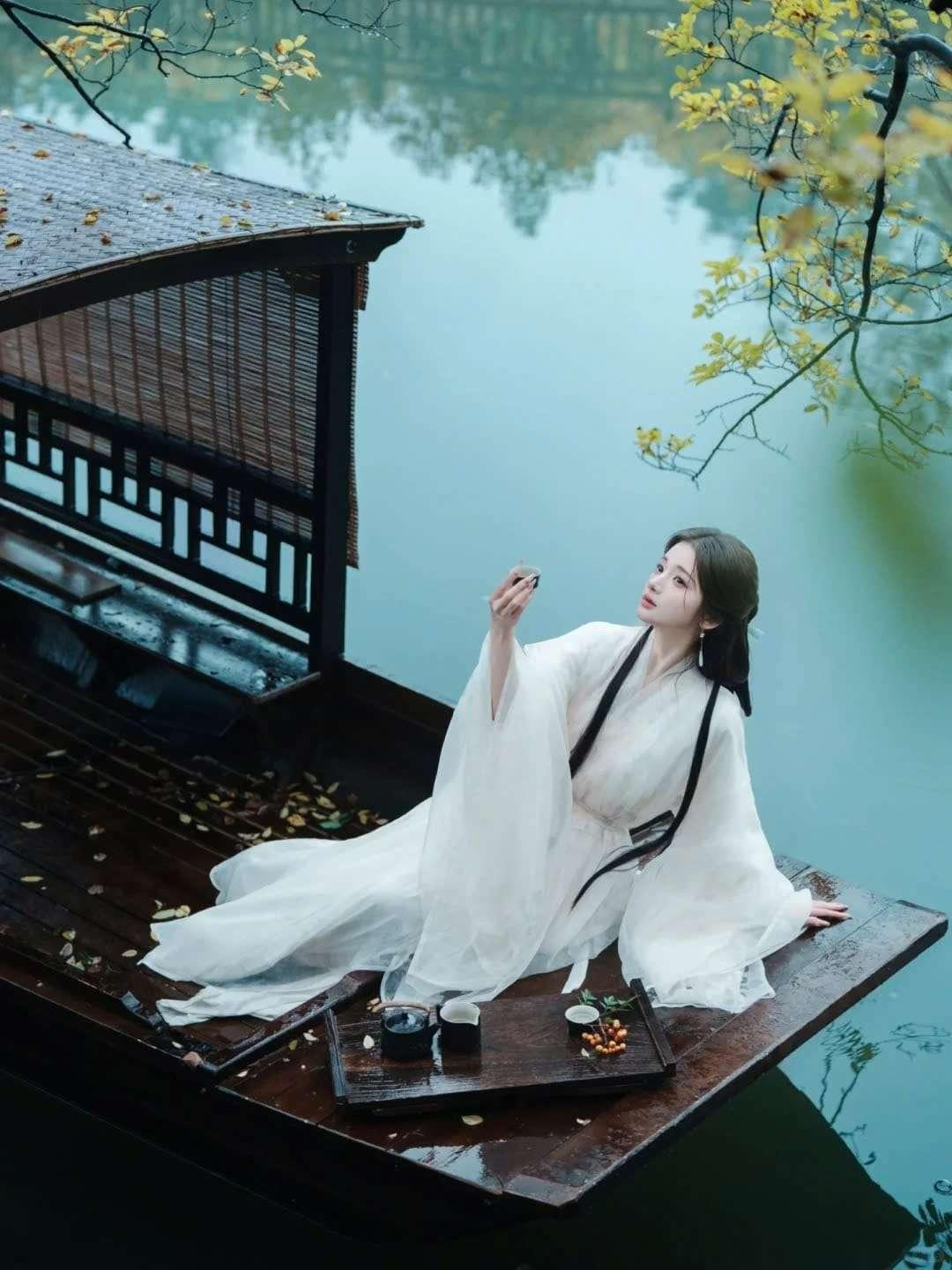 di-thuyen-o-tran