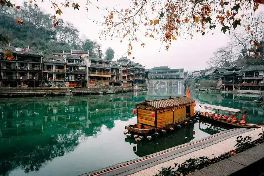 TRƯƠNG GIA GIỚI – VIÊN GIA GIỚI  THIÊN TỬ SƠN - PHƯỢNG HOÀNG CỔ TRẤN 6 NGÀY 5 ĐÊM