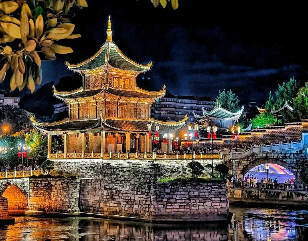 QUÝ DƯƠNG - THIÊN HỘ MIÊU TRẠI 5 NGÀY 4 ĐÊM - GY