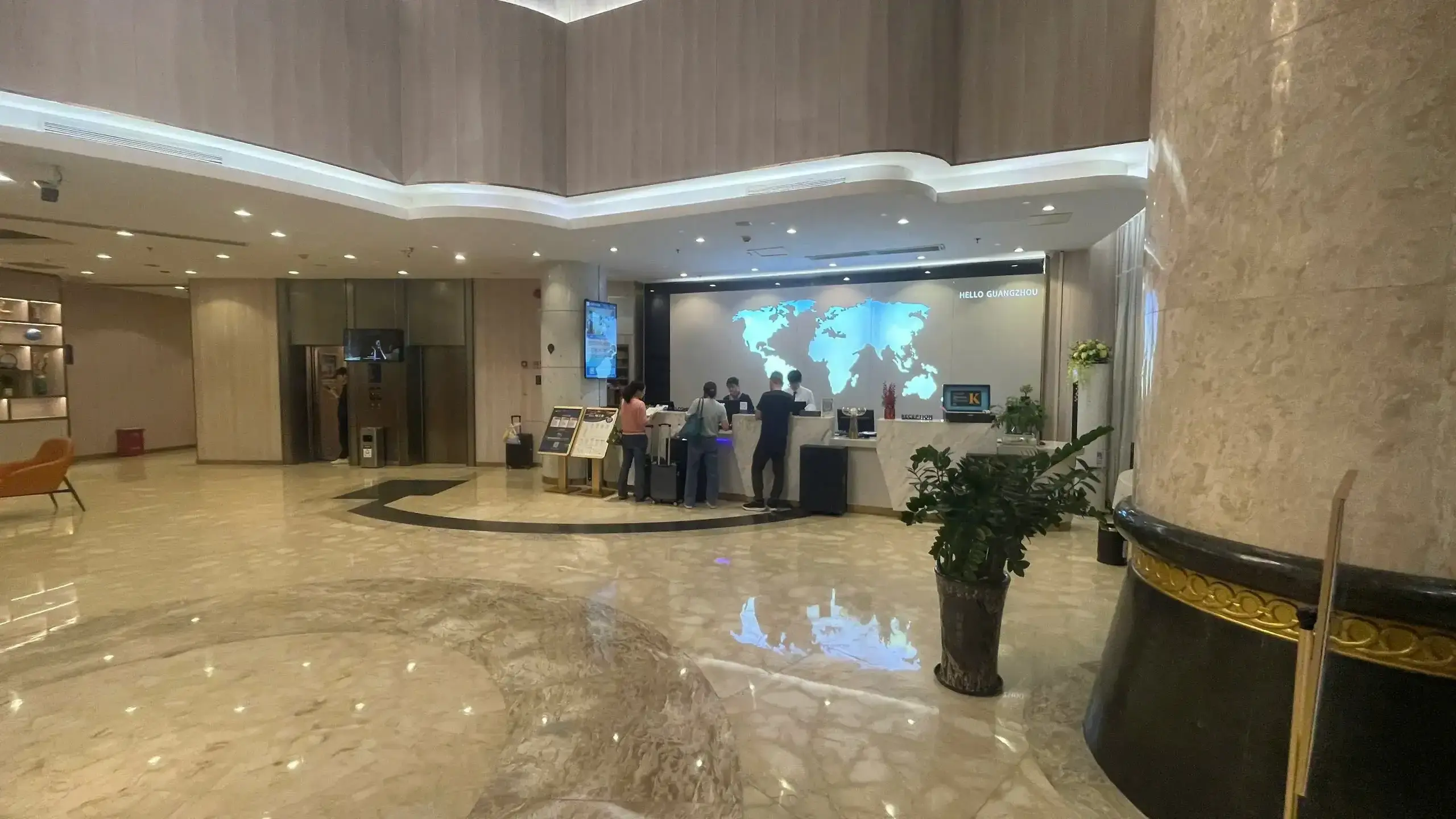 TOUR HỘI CHỢ CANTON FAIR 138 GIÁ RẺ, ĐƯỜNG BỘ THÁNG 10/2025