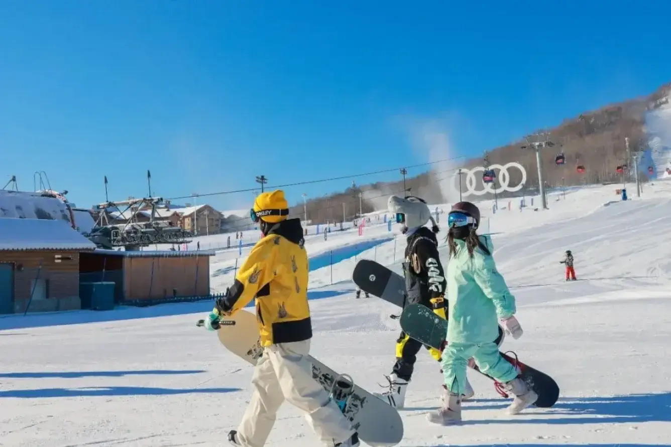 THÀNH ĐÔ - CỬU TRẠI CÂU - TRƯỢT TUYẾT GIA CÔ SƠN 6 NGÀY 5 ĐÊM EU