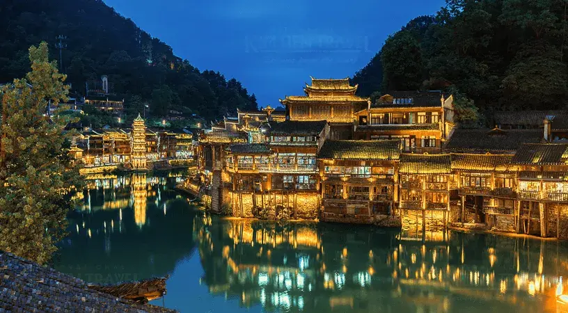 PHƯỢNG HOÀNG CỔ TRẤN – TRƯƠNG GIA GIỚI – ÂN THI 6 NGÀY 5 ĐÊM - PN