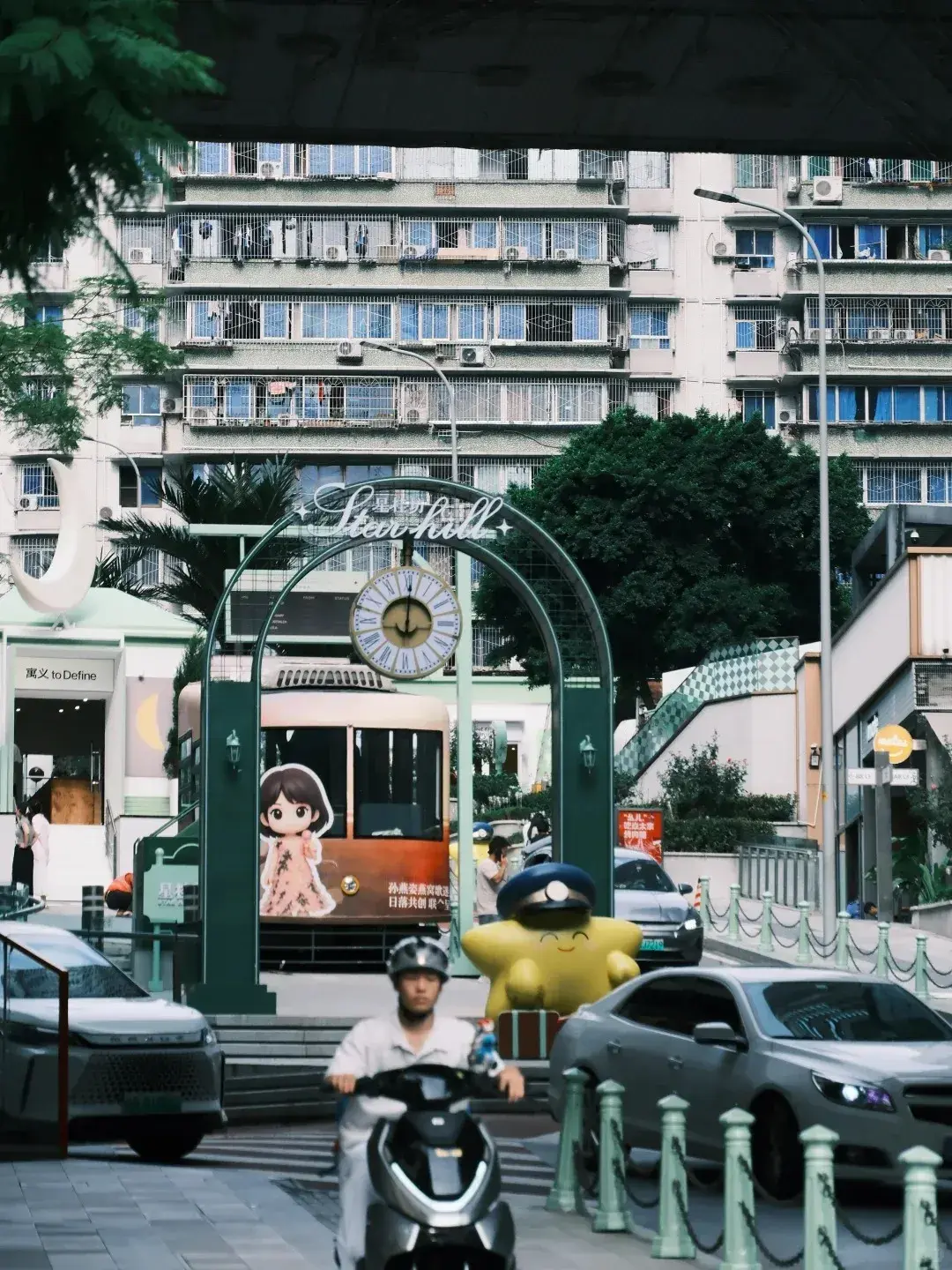 quan-am-kieu-trung-khanh-12