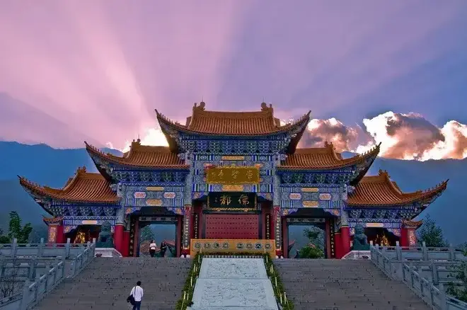 HÀ NỘI - CÁT BI - CÔN MINH  – ĐẠI LÝ – SHANGRILA – LỆ GIANG 5 NGÀY 4 ĐÊM