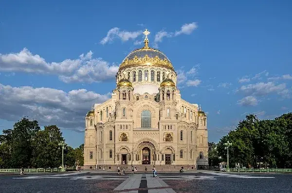 NGA - MATXCOVA - SAINT PETERSBURG 9 NGÀY 8 ĐÊM CZ