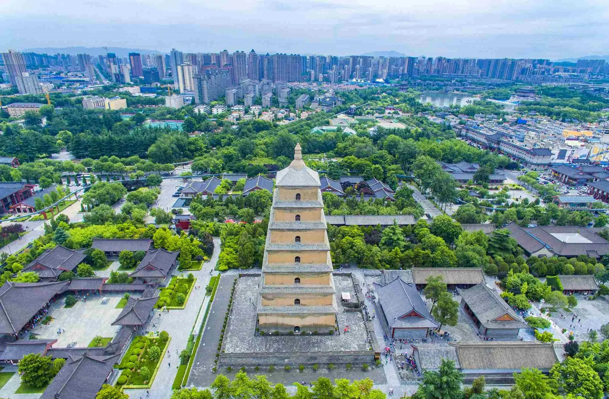 thap-dai-nhan-tay-an-5