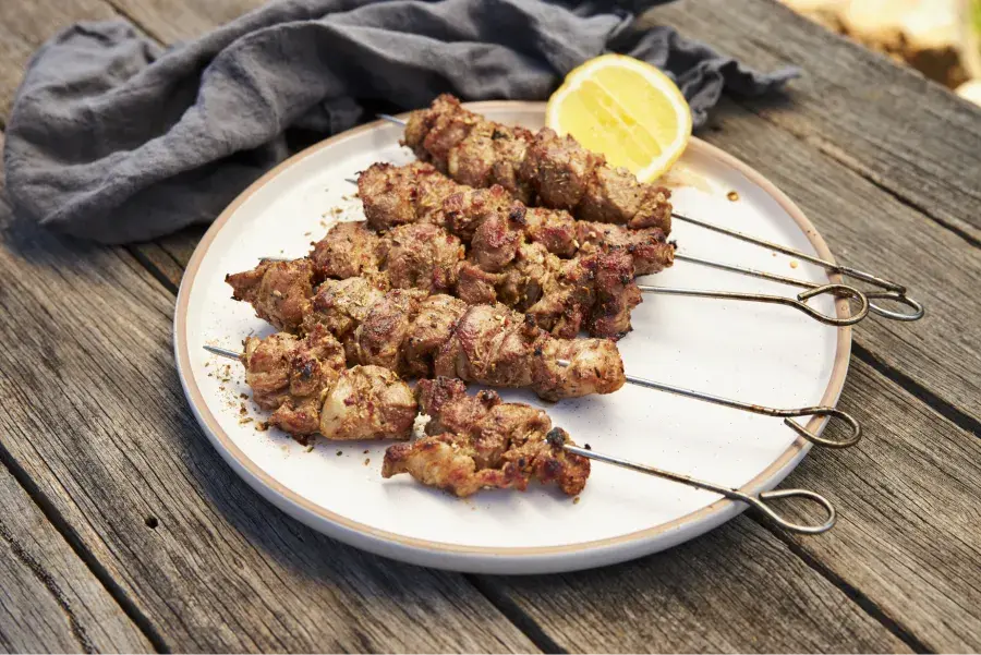 thit-cuu-nuong-xien-tay-an