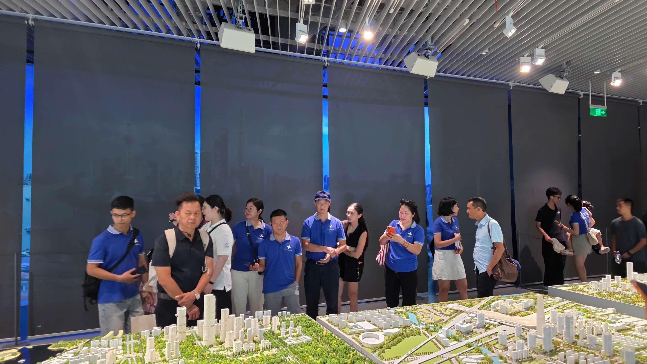 TOUR THƯỢNG HẢI BẤT ĐỘNG SẢN – KHÁM PHÁ HÀNH TRÌNH 20 NĂM QUY HOẠCH ĐÔ THỊ CÙNG BLUEWAY TRAVEL