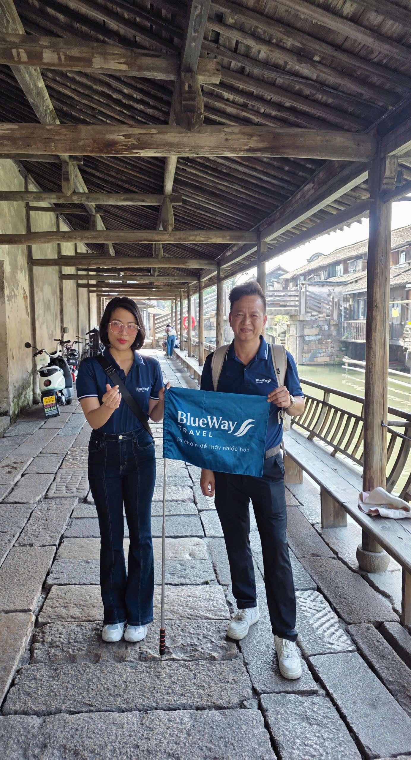 tour-bat-dong-san-thuong-hai-check-quy-hoach-blueway-travel-9